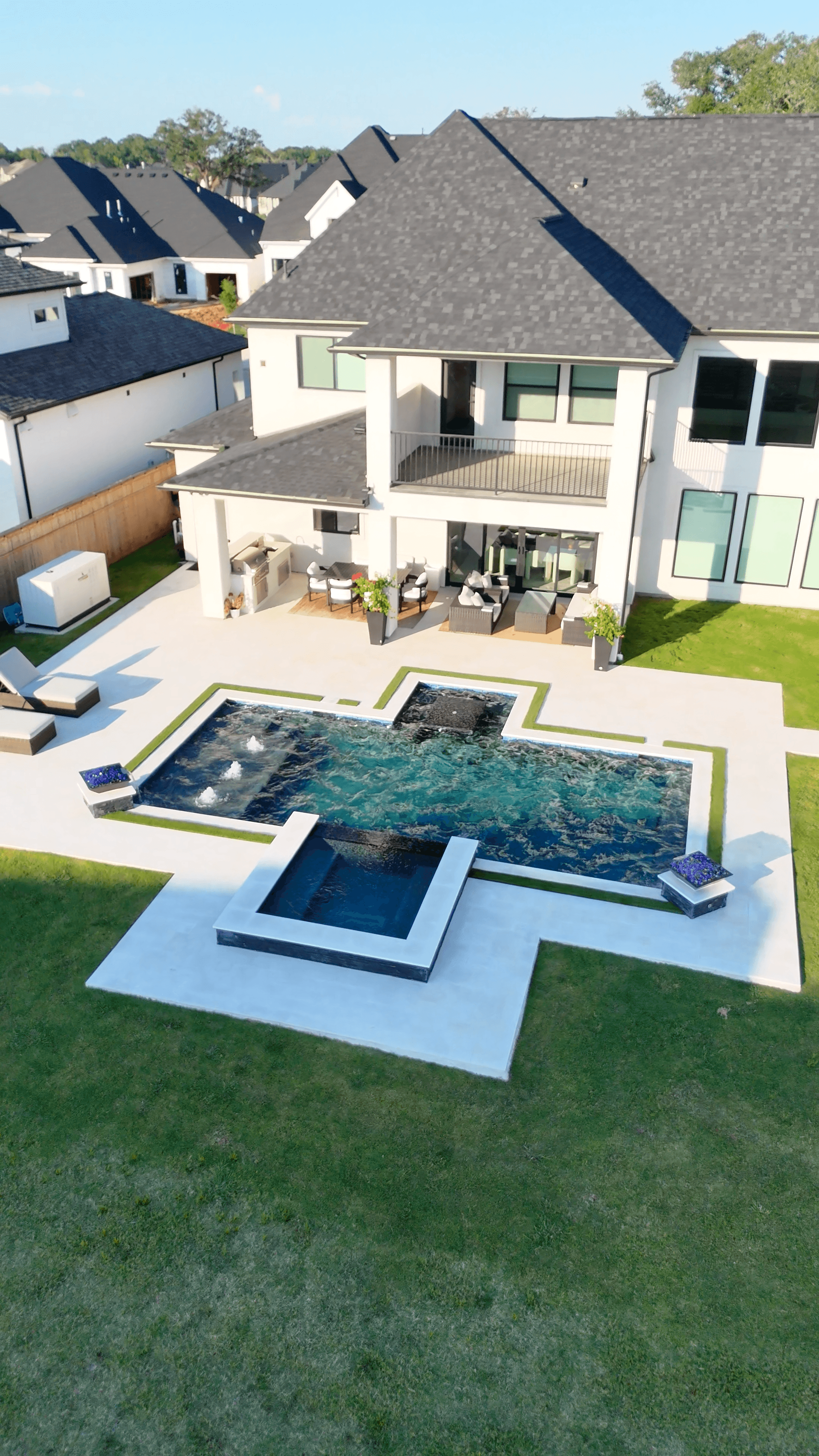 Sienna Plantation Custom Pool - Detail 8