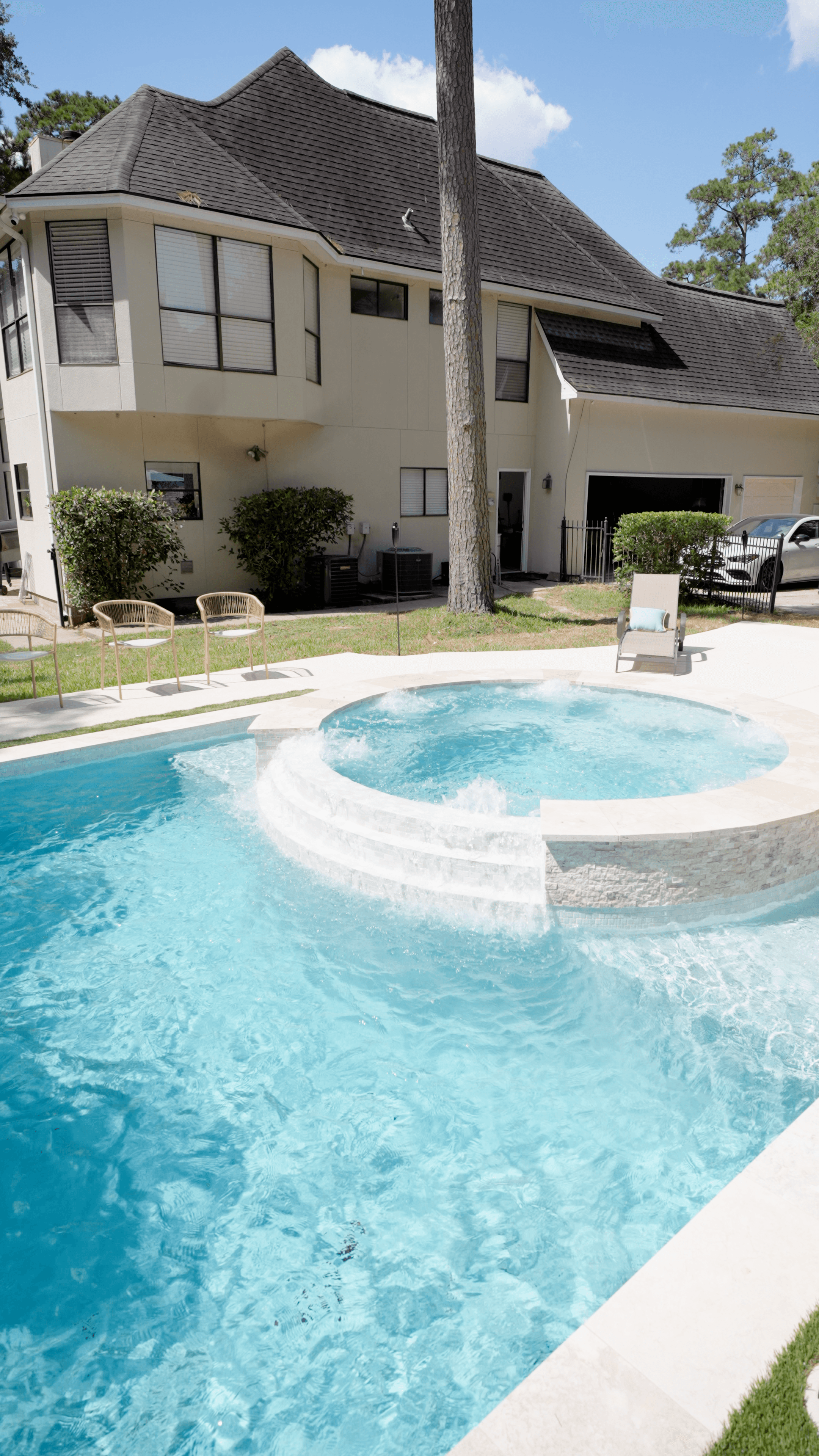 Custom pool construction process in Houston